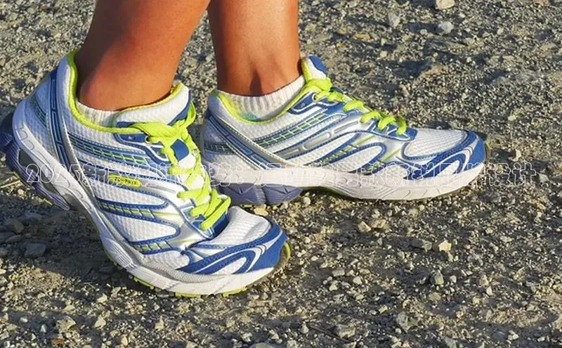 2025新款潮流趋势：运动鞋男款新锐品牌设计