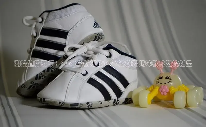 潮流趋势引领：2025全新爆款2025运动鞋妈咪款式潮流新品
